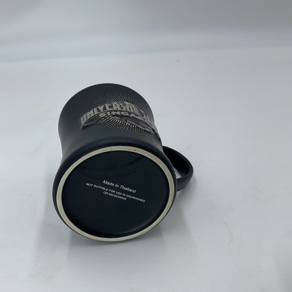 Universal  Studios Singapore Mug - Picture 5 of 5